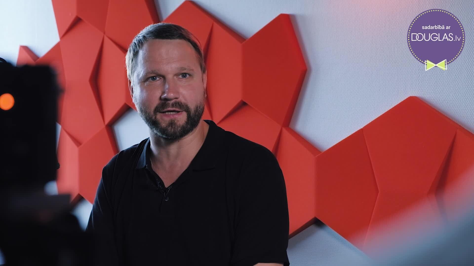 Tēva dienas sarunas. Egons Reiters mācās no bērniem pacietību