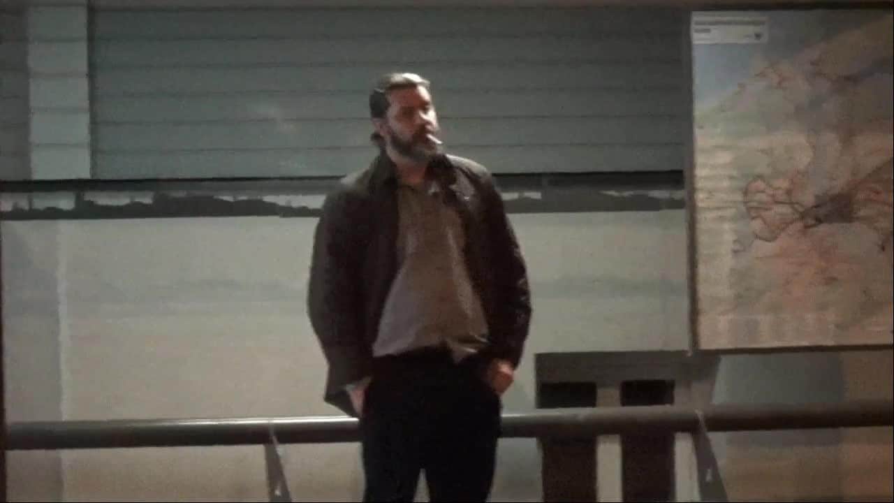 Bēdīgi slavenais garīdznieks Augustīns manīts streipuļojam ielās