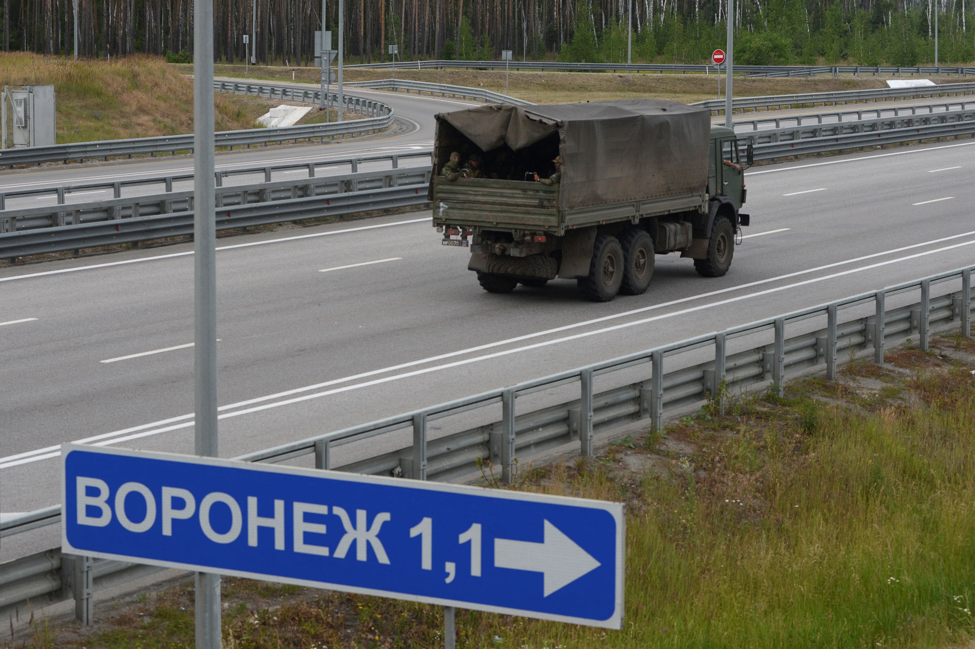 "Vagnerieši" straujiem soļiem tuvojas Putinam