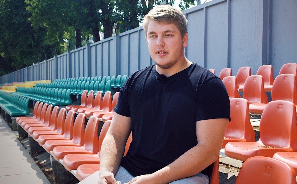 Video cikls "Mūsējie": paralimpieša Emīla Dzilnas ceļš uz visaugstākajiem mērķiem par spīti vājai redzei