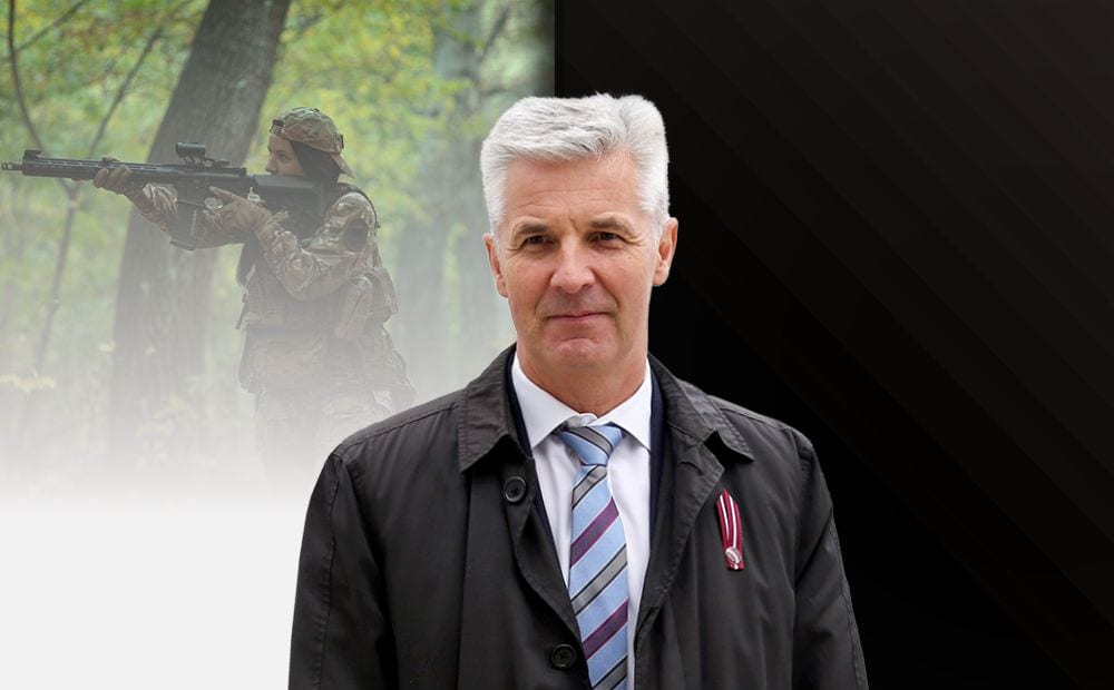 "Latvijas armijā sieviešu netrūkst": Artis Pabriks par sieviešu iesaukšanu armijā