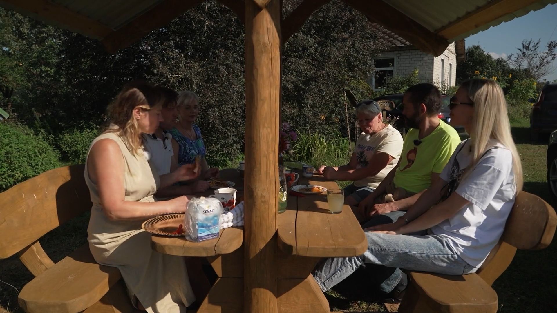 Slavenības. Bez filtra