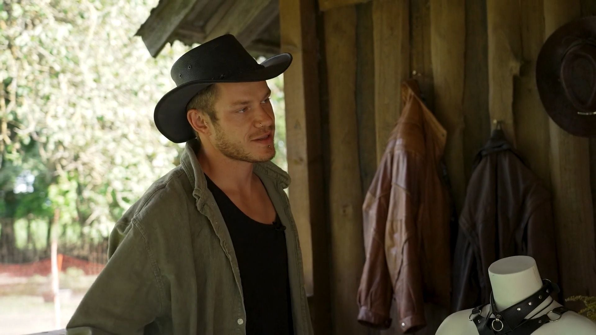 Slavenības. Bez filtra