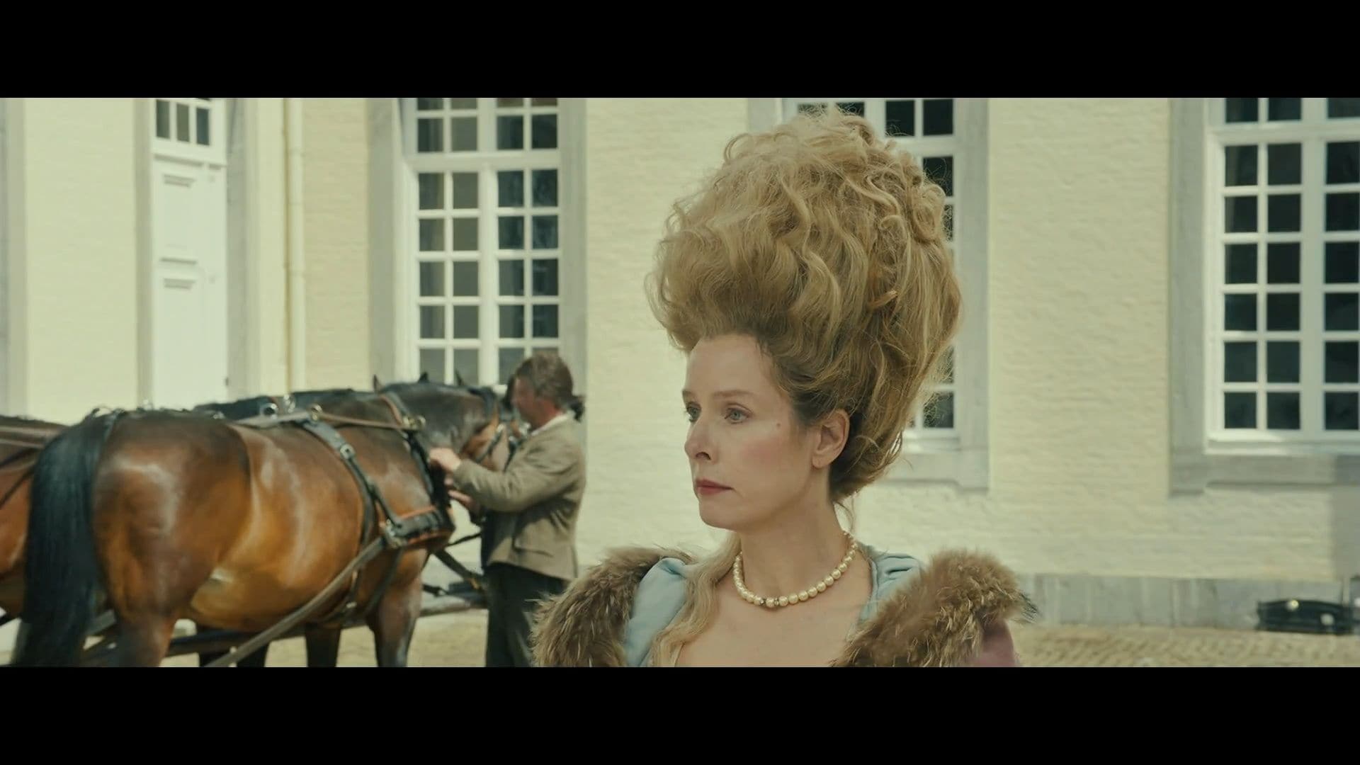 Atnācēji: Revolūcija