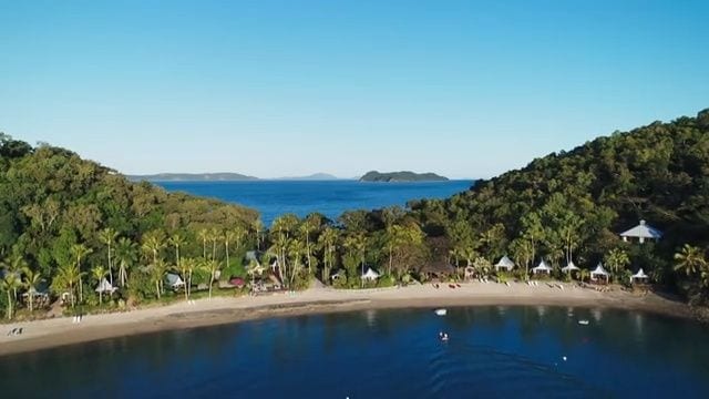 JĀ vārds svešiniekam