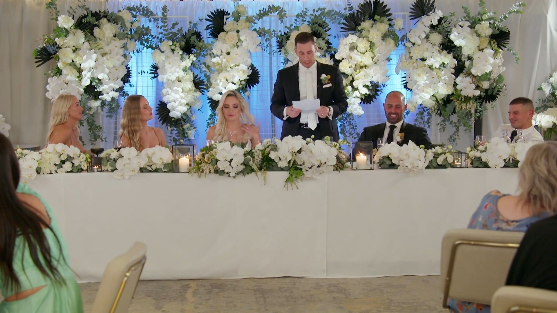 JĀ vārds svešiniekam