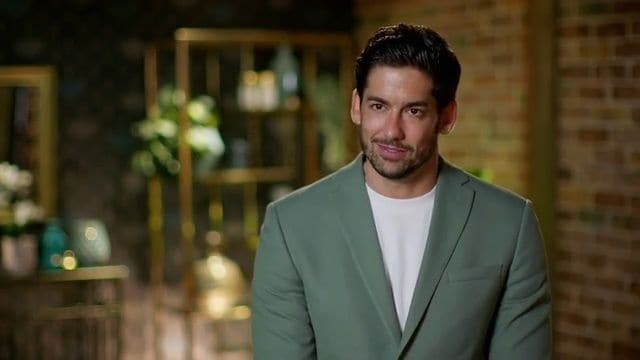 JĀ vārds svešiniekam