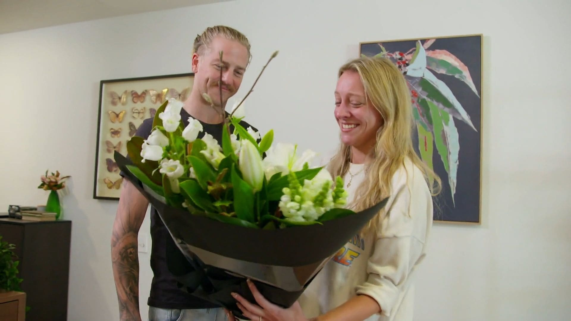 JĀ vārds svešiniekam