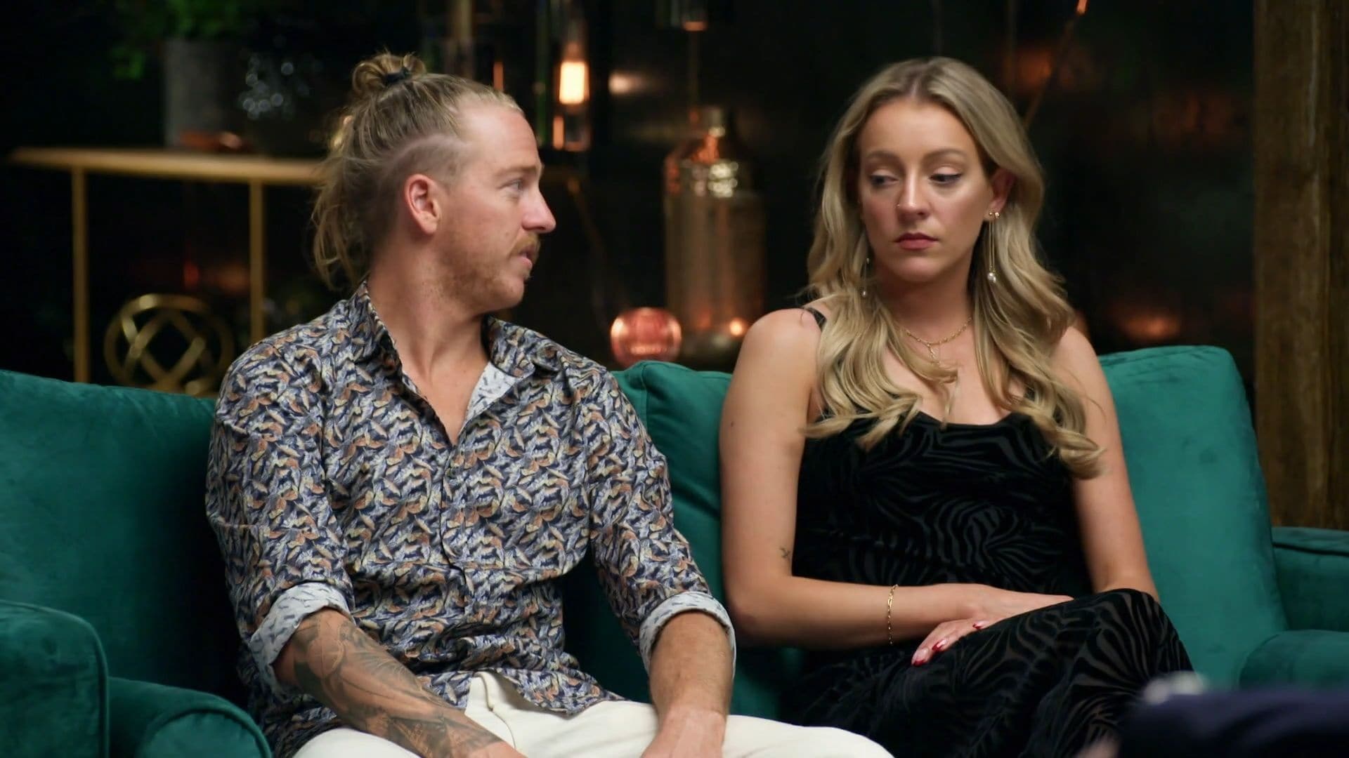 JĀ vārds svešiniekam