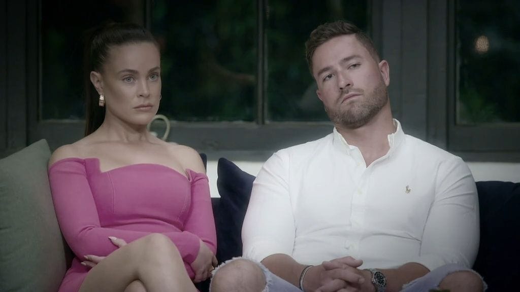 JĀ vārds svešiniekam