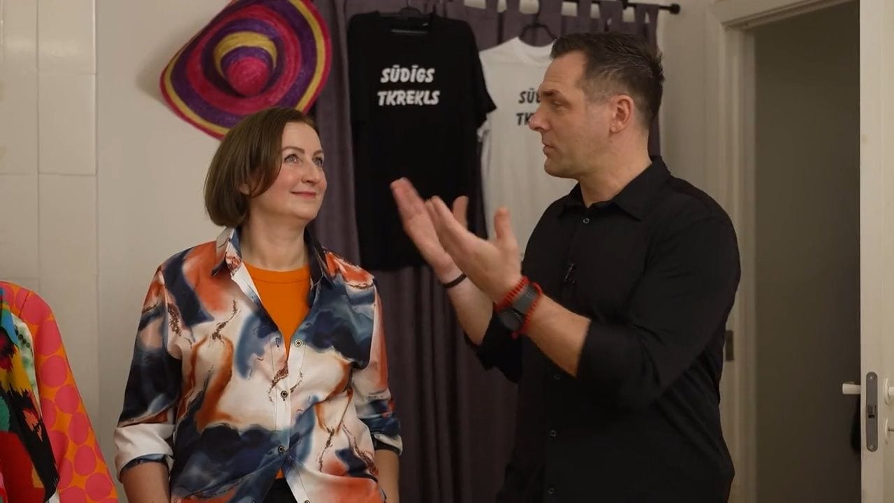 Anša Klintsona sieva Monta atklāj, kāpēc viņai vajag tik daudz kleitu