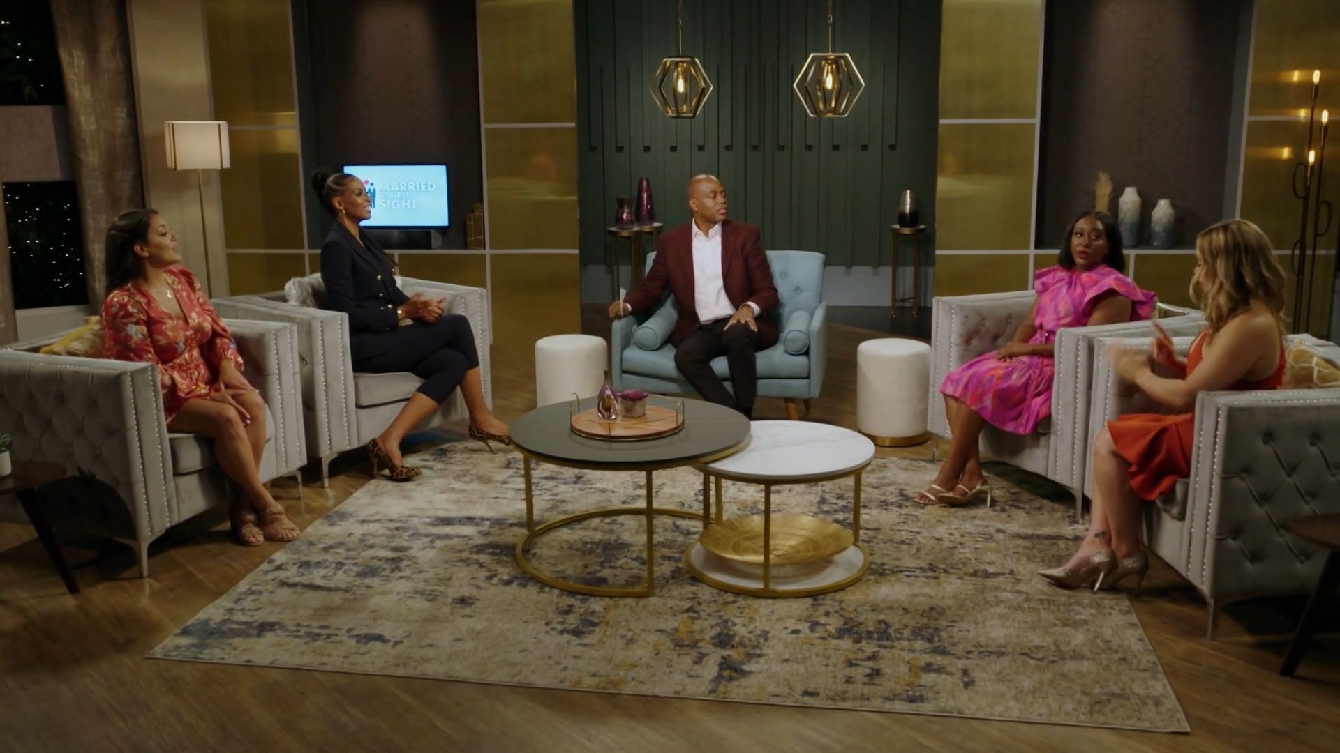 JĀ vārds svešiniekam