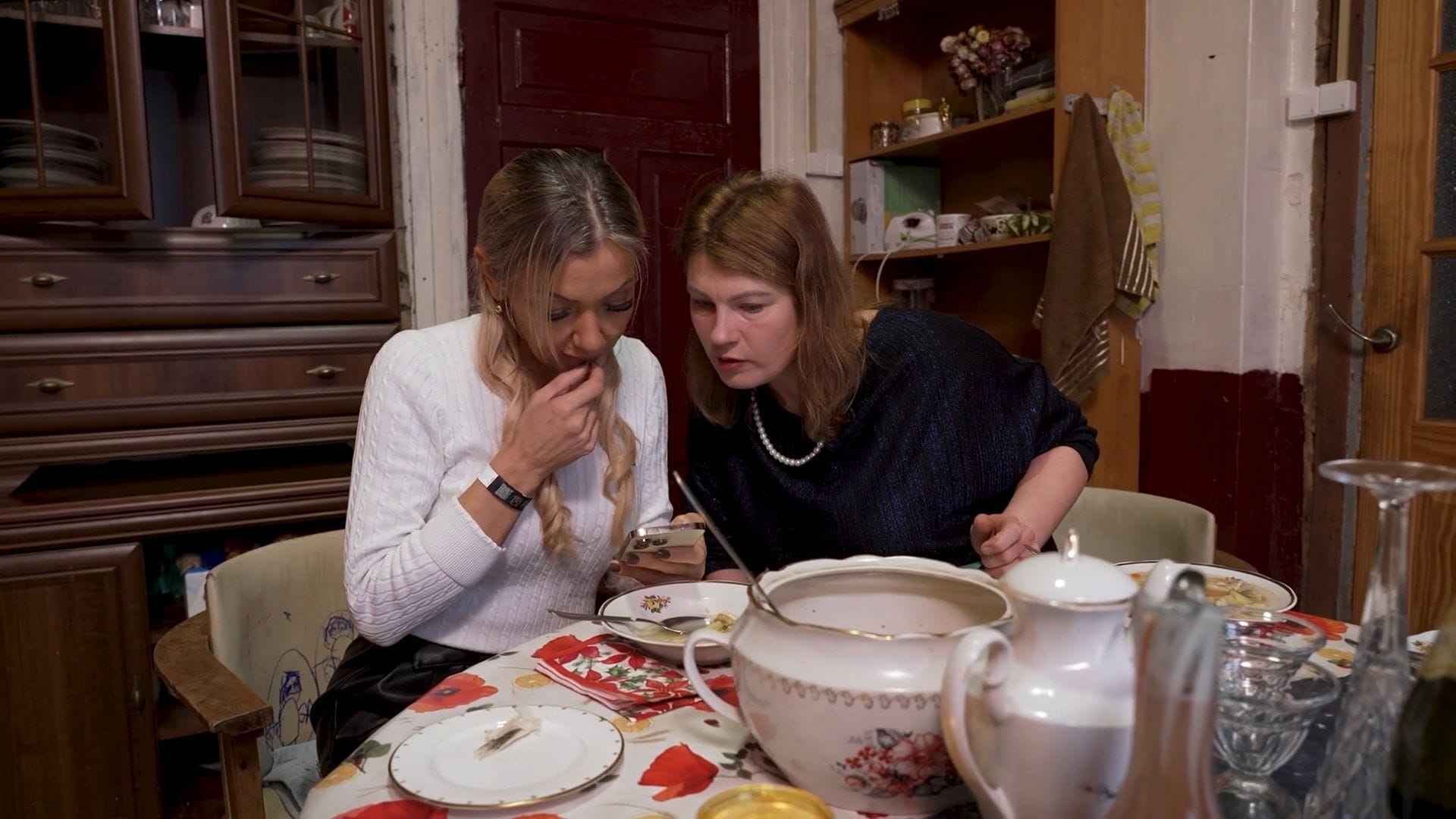 Slavenības. Bez filtra