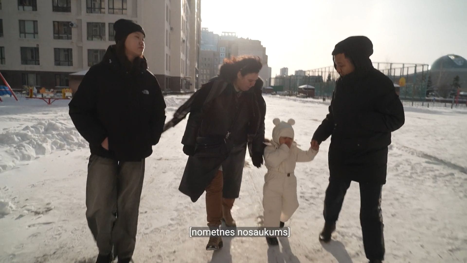 Margaritai Kolosovai pirmā tikšanās ar kazahu draugu izvēršas īpaši sirsnīga