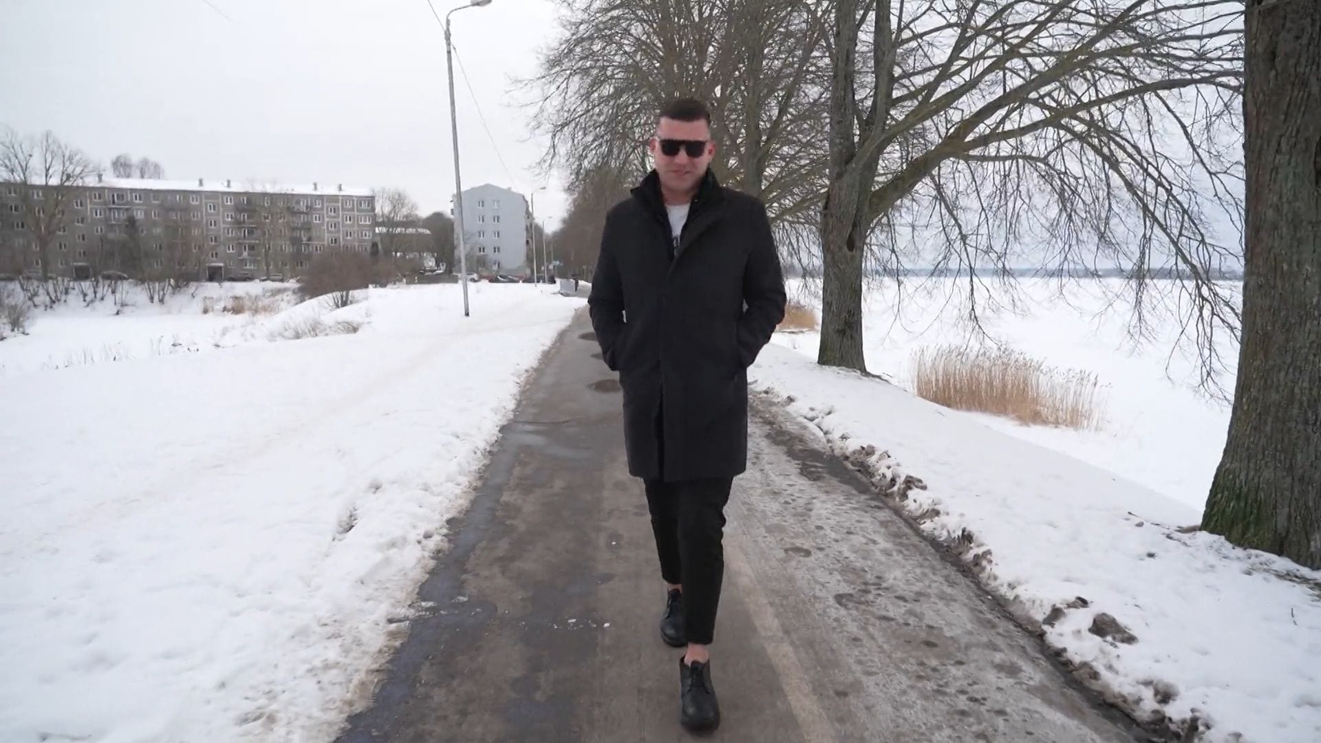 Slavenības. Bez filtra