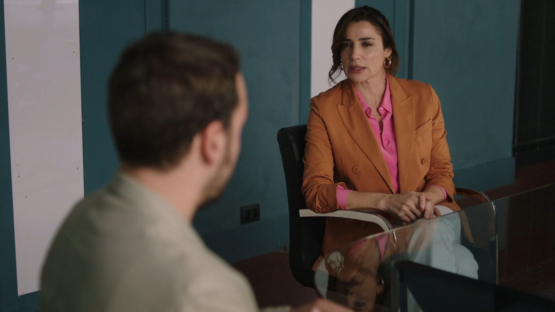 Izmeklē Lolita Lobosko 3