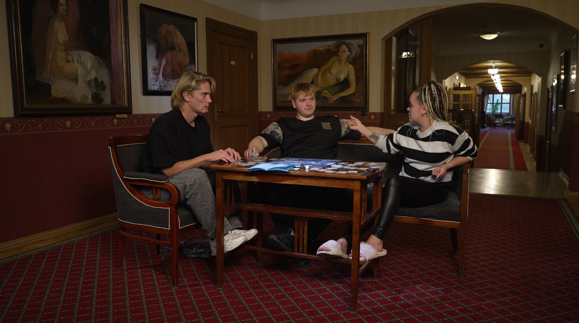 Veronika met kažoku uz otru pusi — vai vienošanās ar Montu ir lauzta?