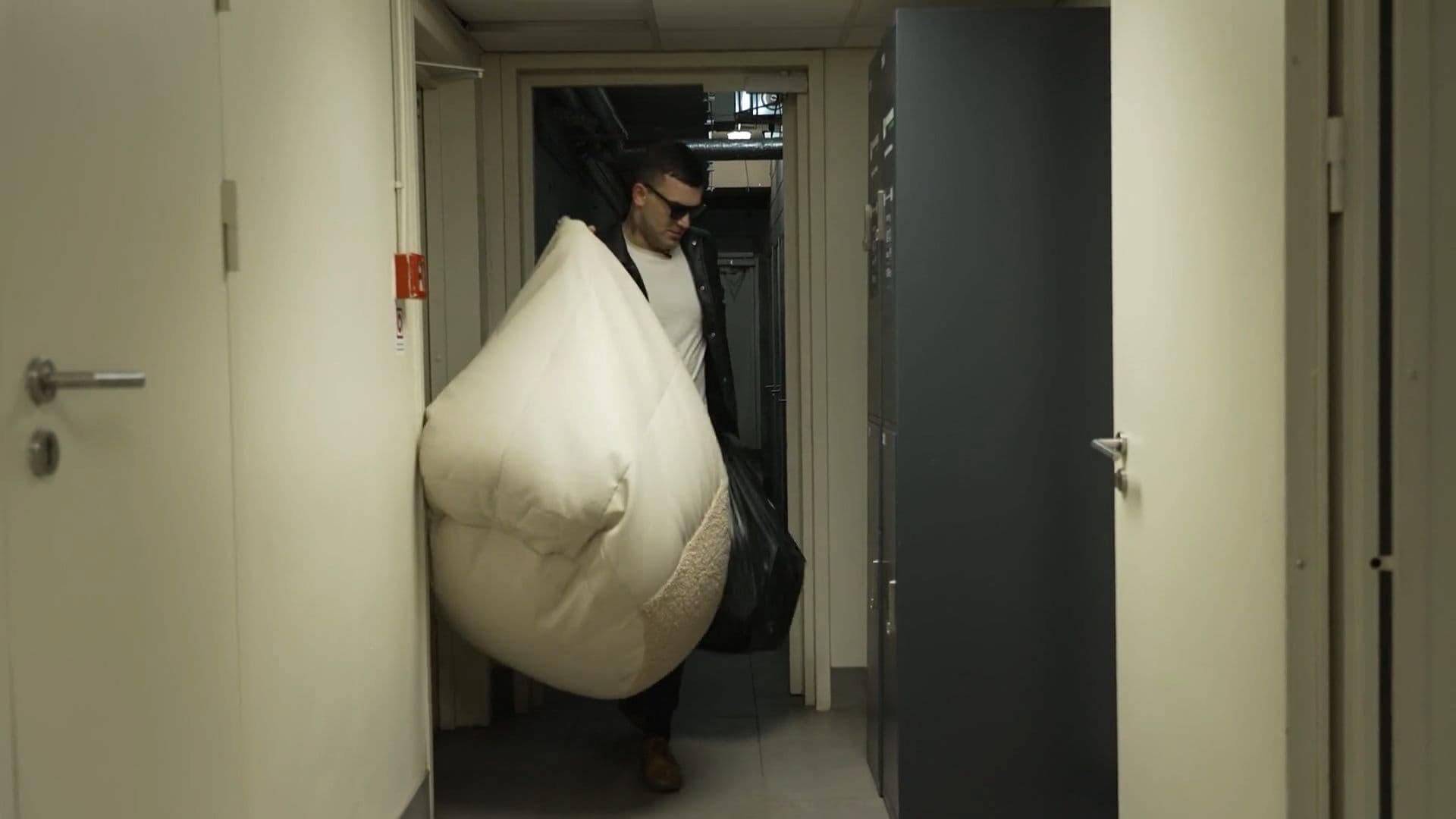 Slavenības. Bez filtra