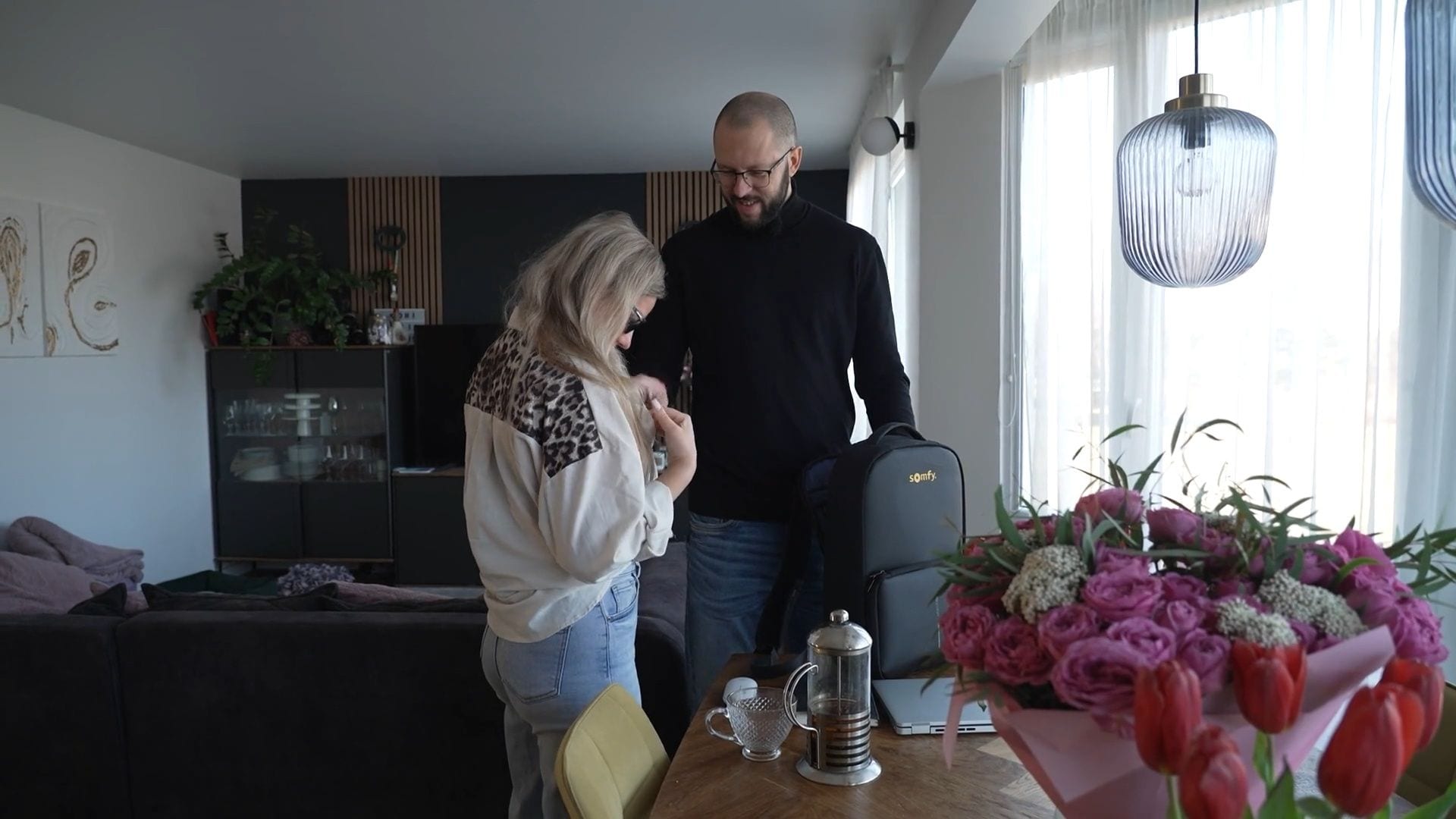 Viesturs Kohs ierauga sievas jaunās krūtis