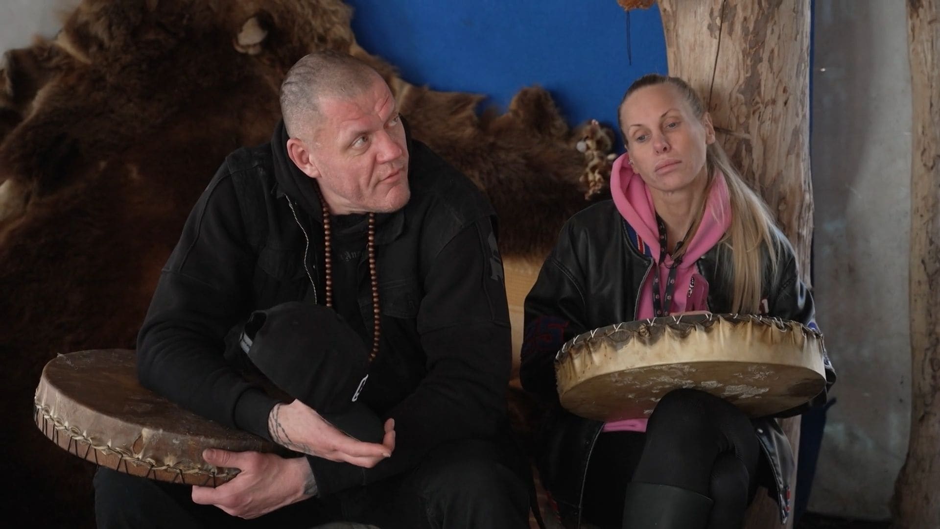 Slavenības. Bez filtra