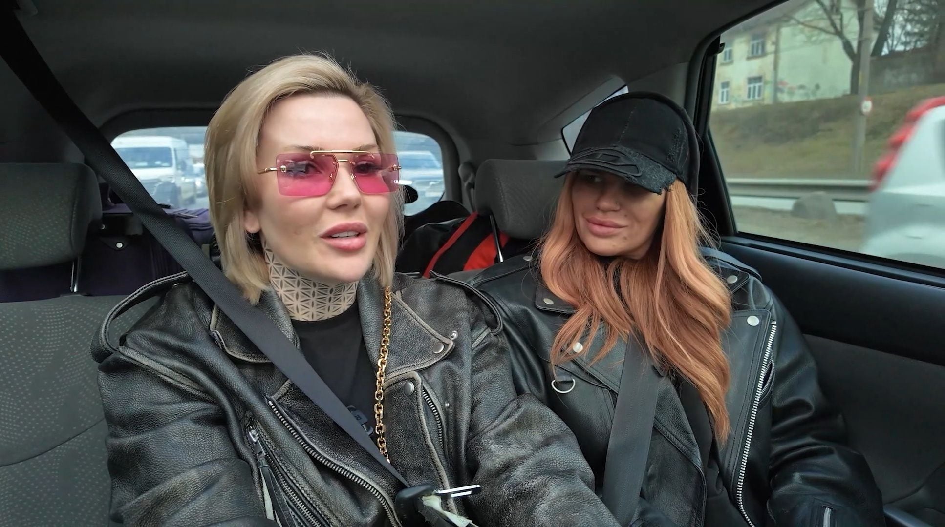 Slavenības. Bez filtra