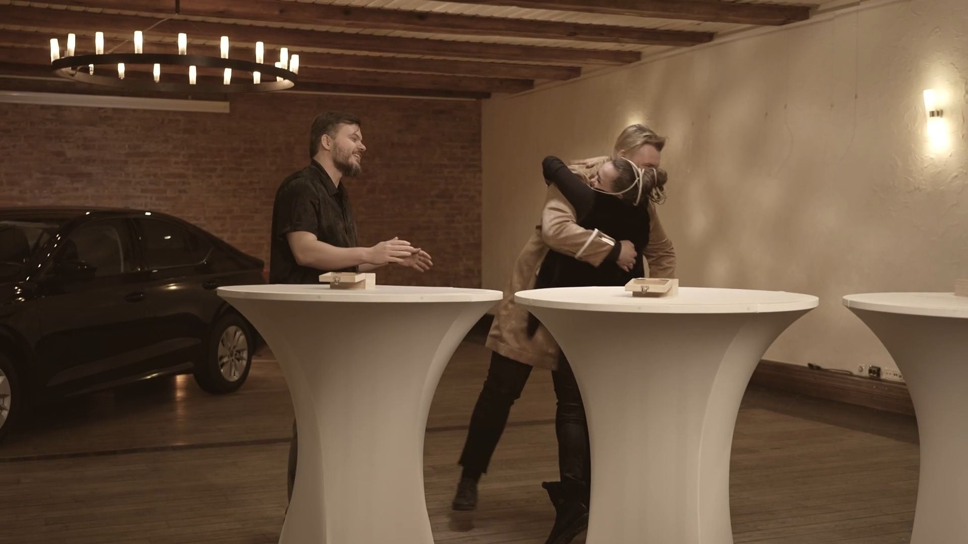 Limuzīns dāvanā. Pils patiesības istaba