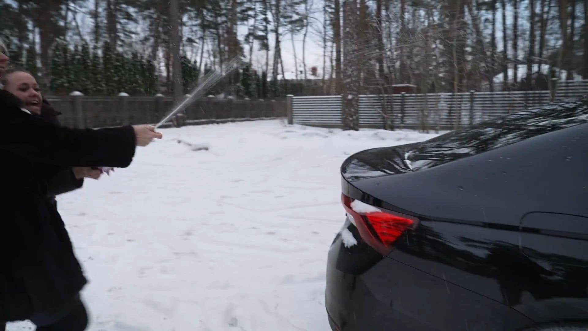 Limuzīns dāvanā. Pils patiesības istaba