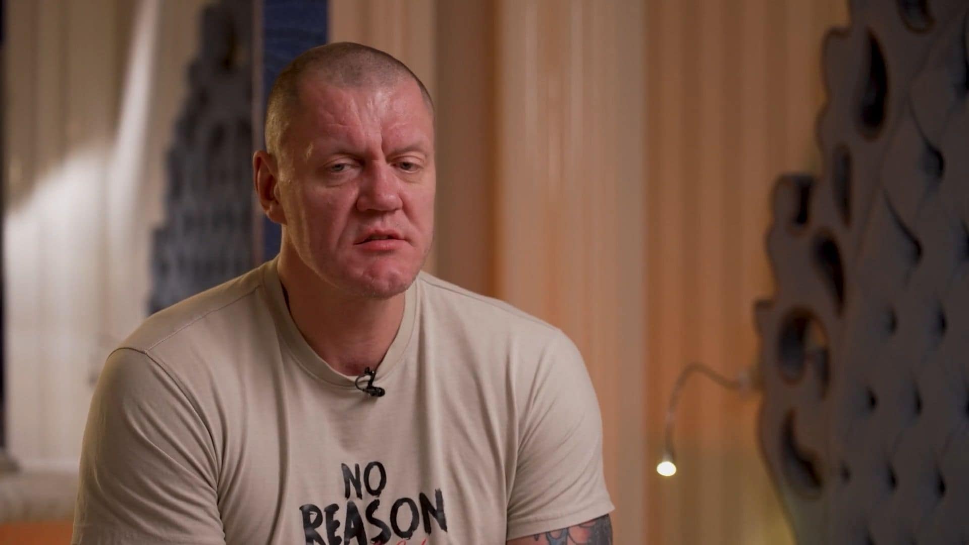 Kaspara Kambalas ieskatā pie sarežģītajām attiecībām ar dēlu vainojama bijusī sieva