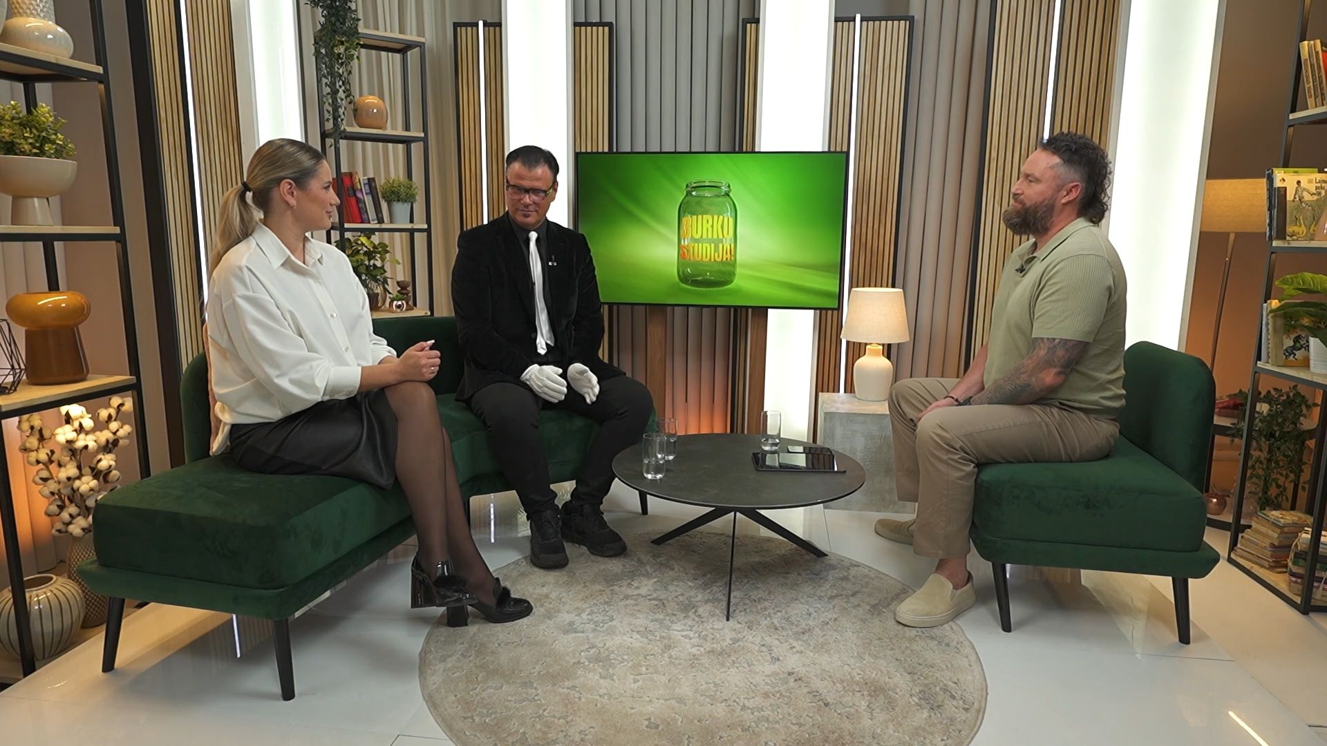 Burku studijā
