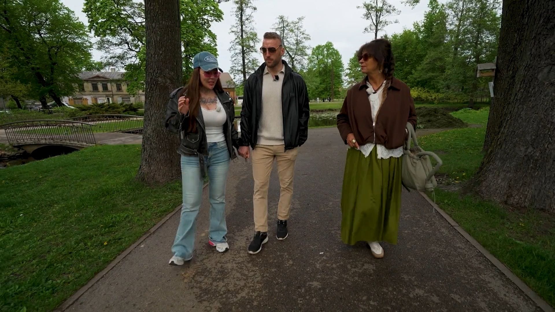 Slavenības. Bez filtra