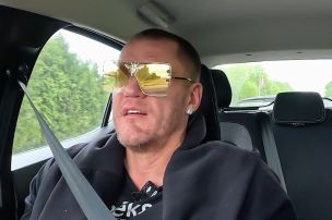 Kaspars Kambala pieprasa sievai "atdot" viņa uzvārdu