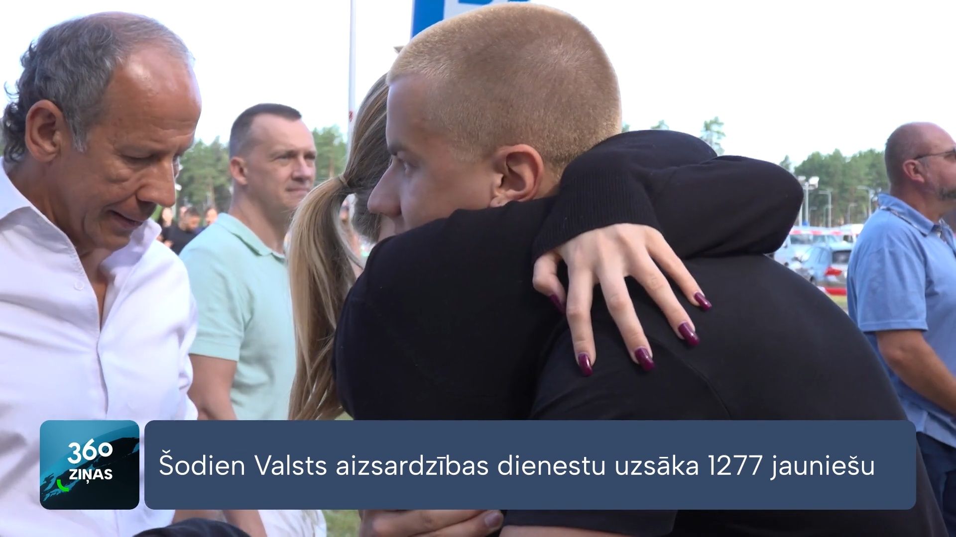 Valsts aizsardzības dienestu uzsāk vairāk nekā 1200 jauniešu