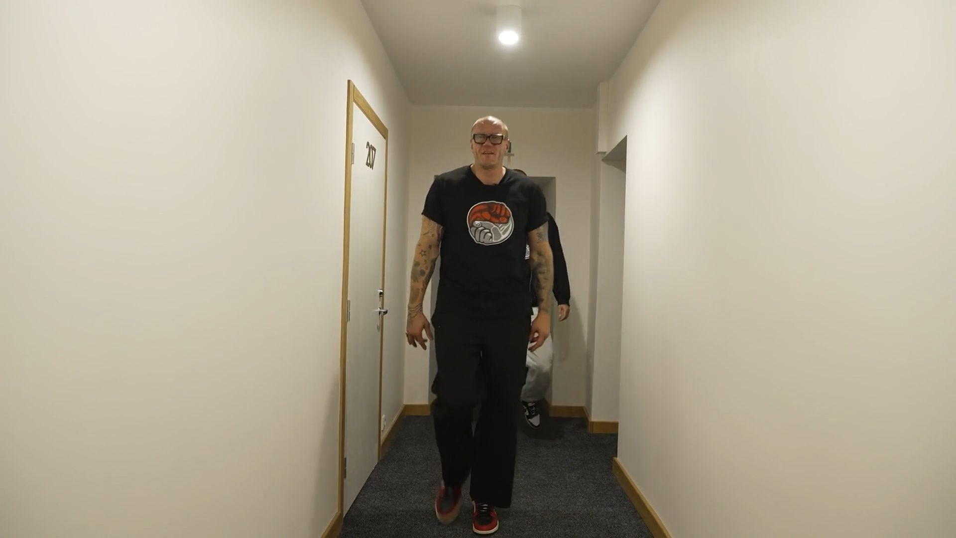Slavenības. Bez filtra