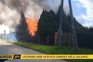 Ugunsgrēks nopostījis ģimenes māju Salaspilī