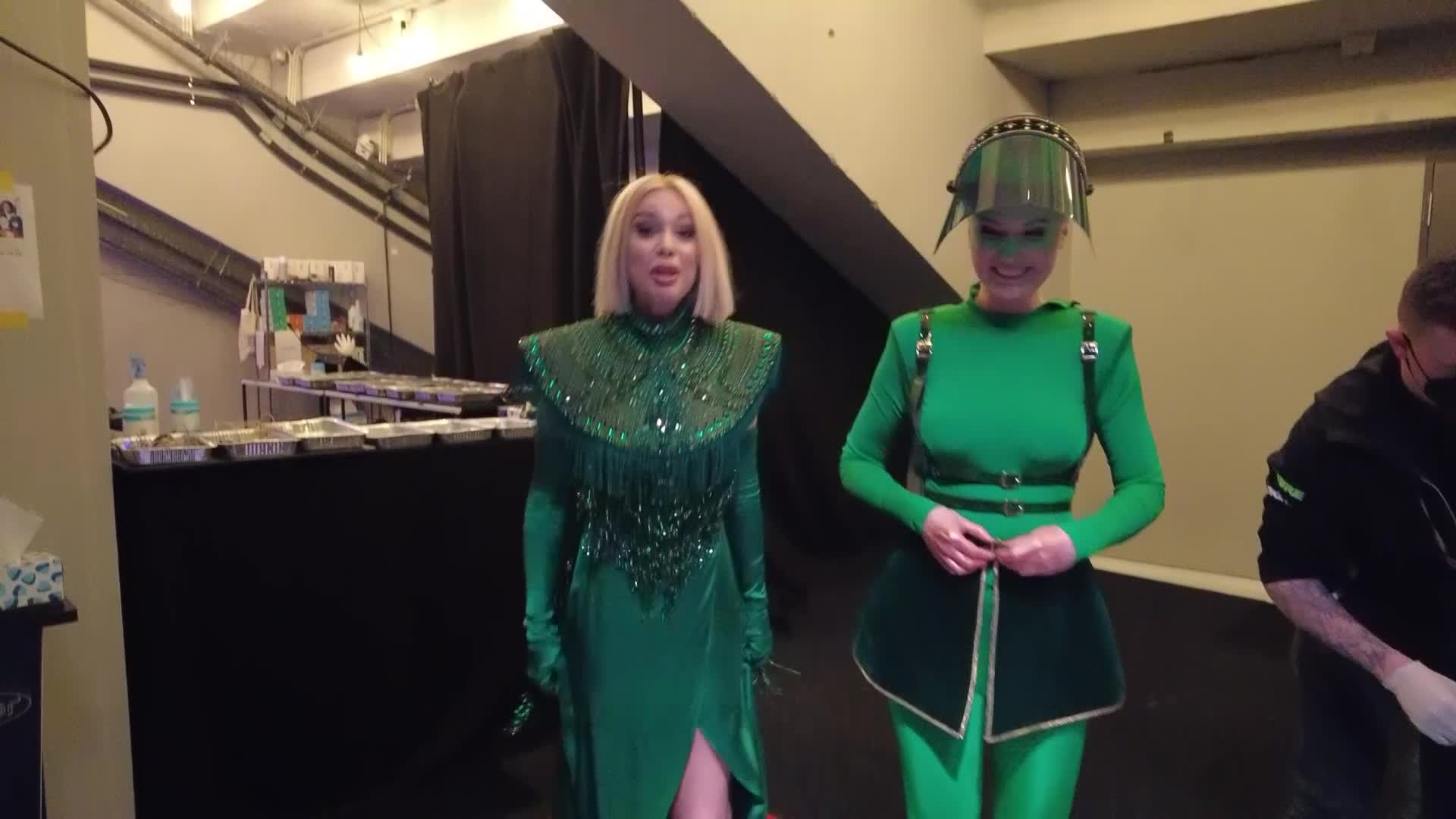 Slavenības. Bez filtra