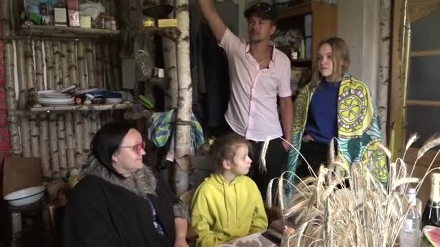 Slavenības. Bez filtra