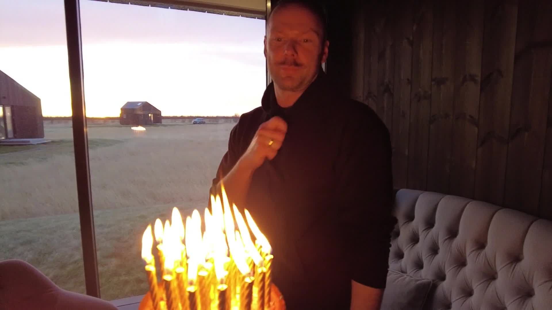 Slavenības. Bez filtra