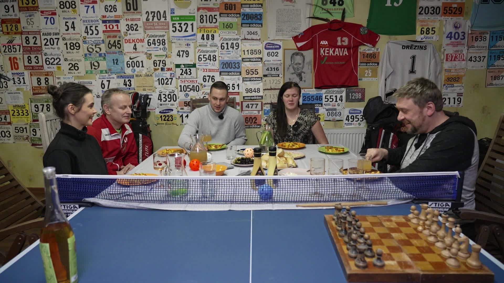 Vakariņš ar savējiem