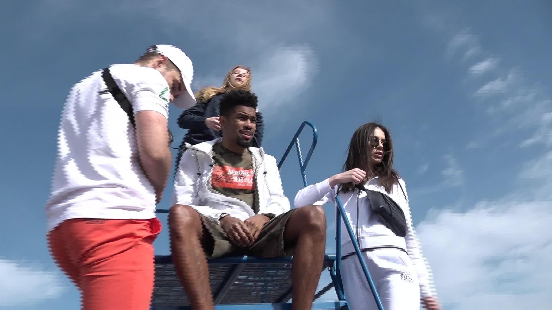 Slavenības. Bez filtra