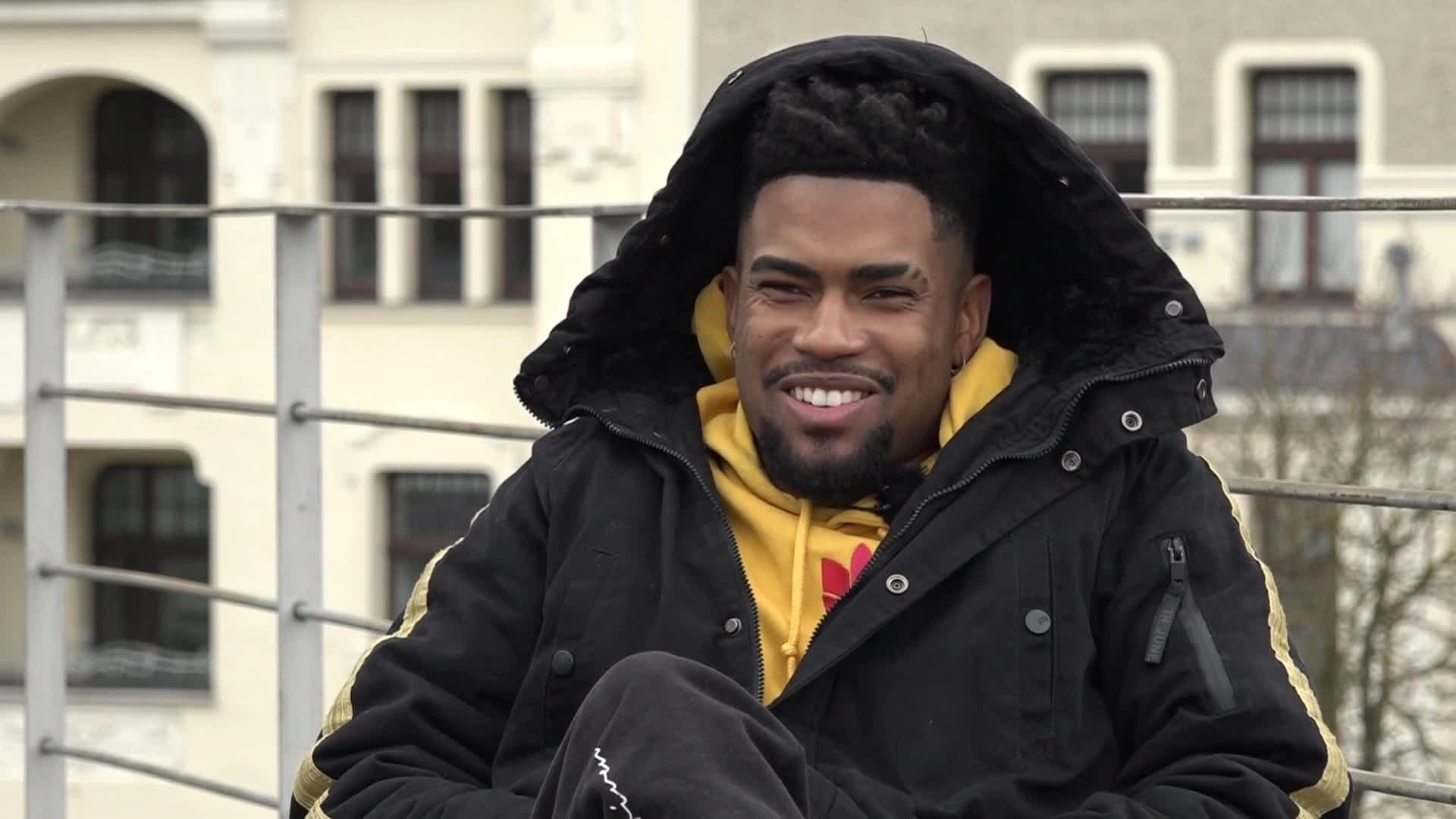 Slavenības. Bez filtra