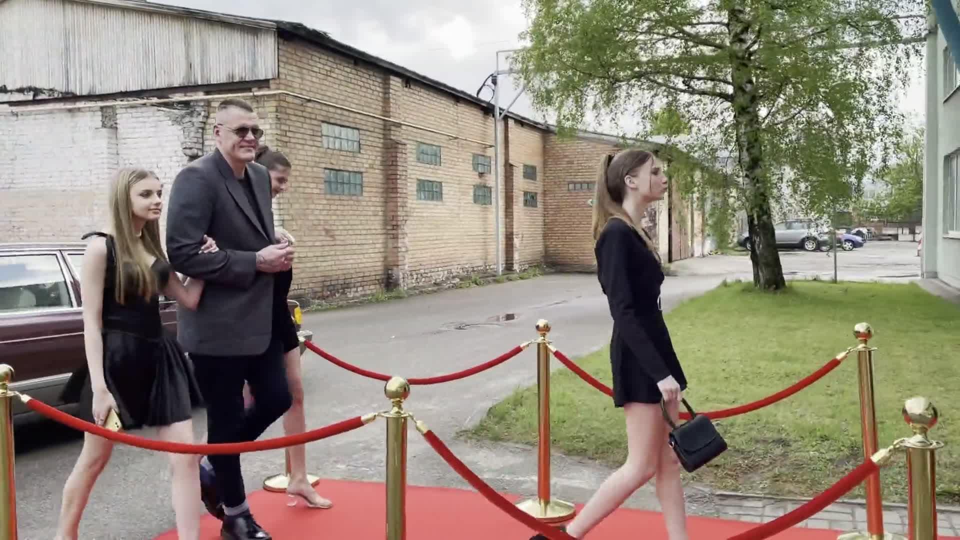 Slavenības. Bez filtra