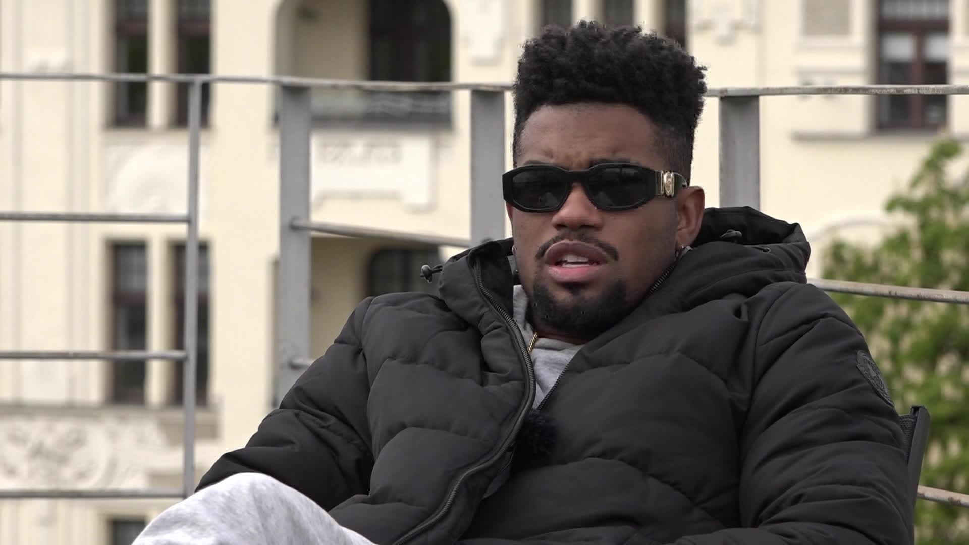 Slavenības. Bez filtra