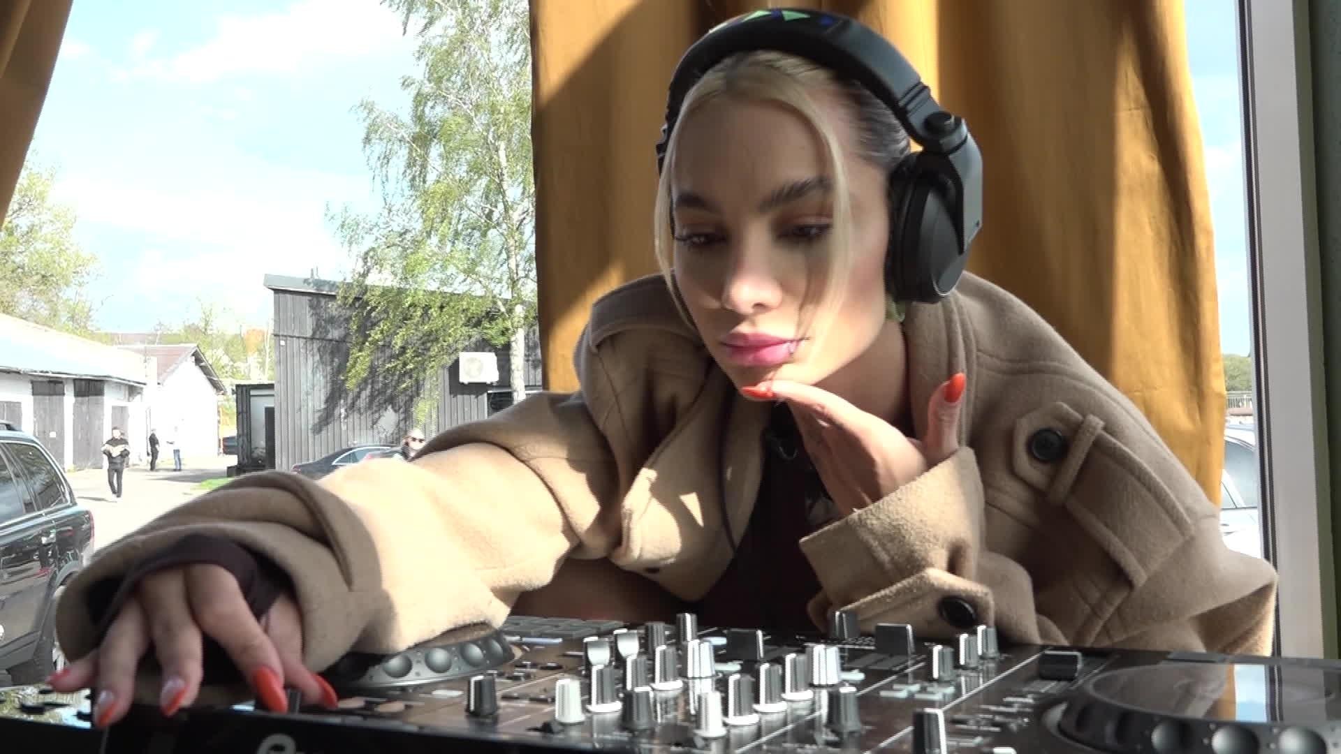 Slavenības. Bez filtra