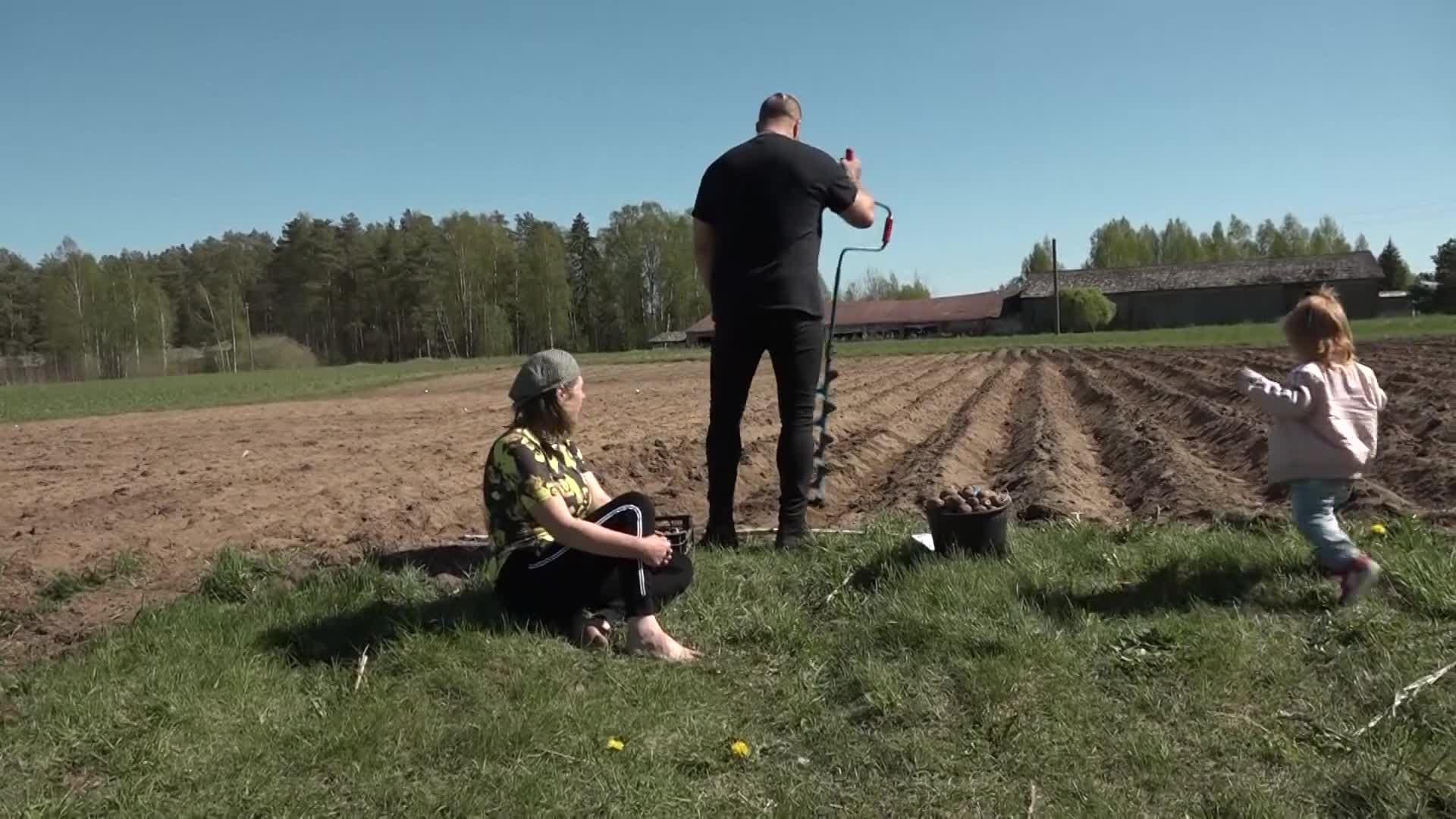 Slavenības. Bez filtra