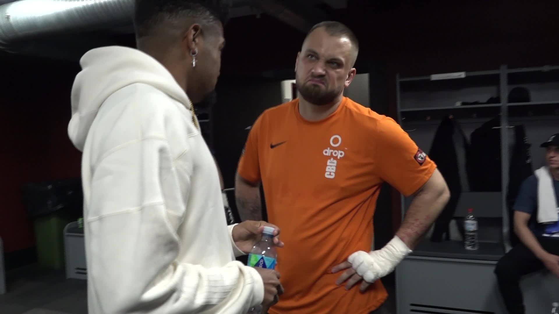 Slavenības. Bez filtra