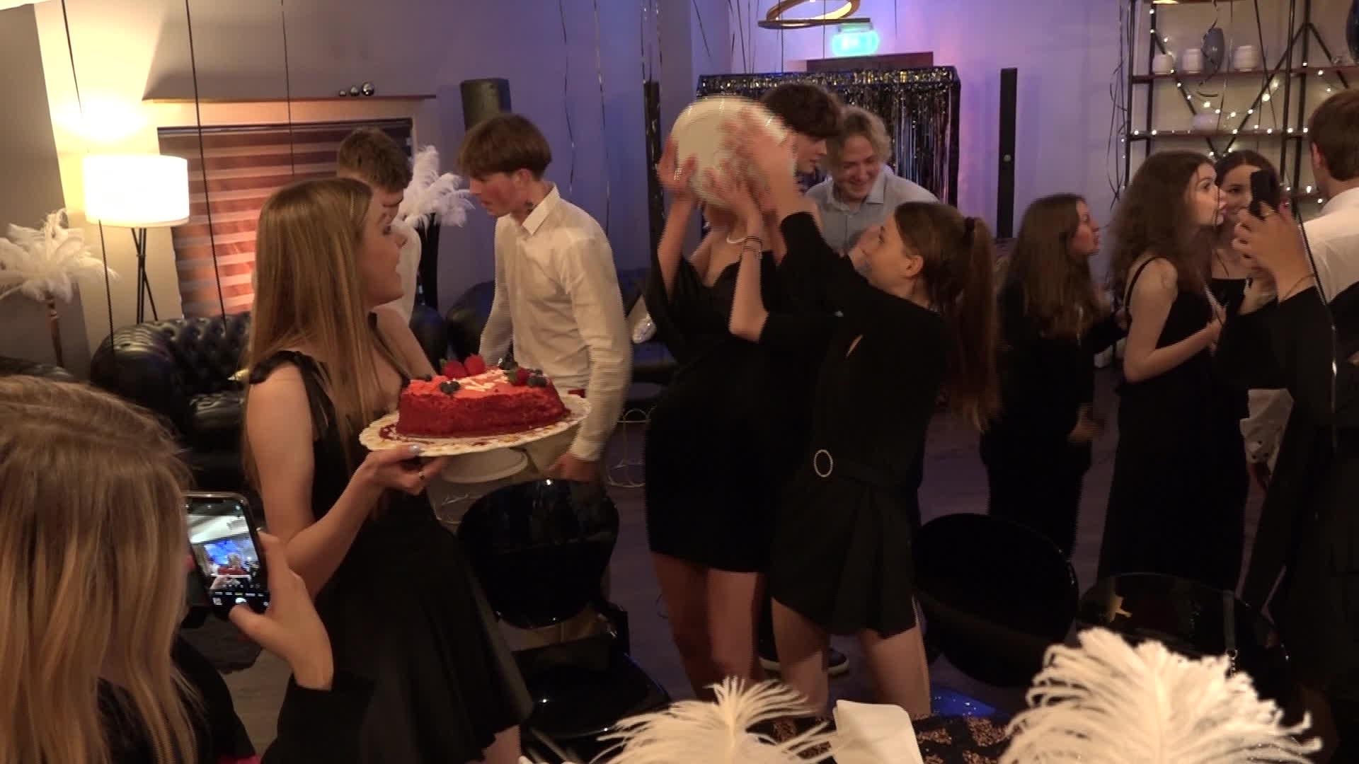 Slavenības. Bez filtra