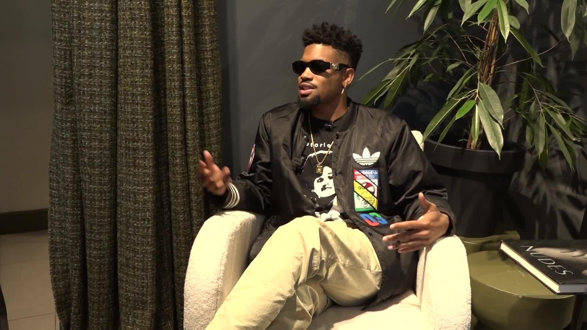 Slavenības. Bez filtra