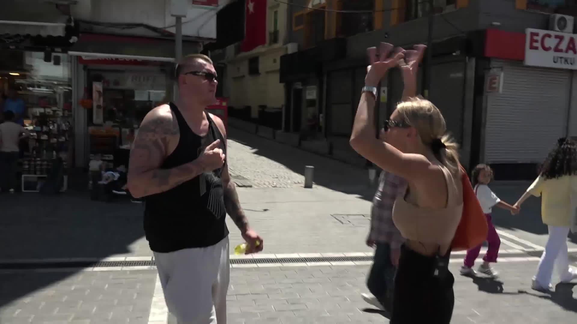 Slavenības. Bez filtra