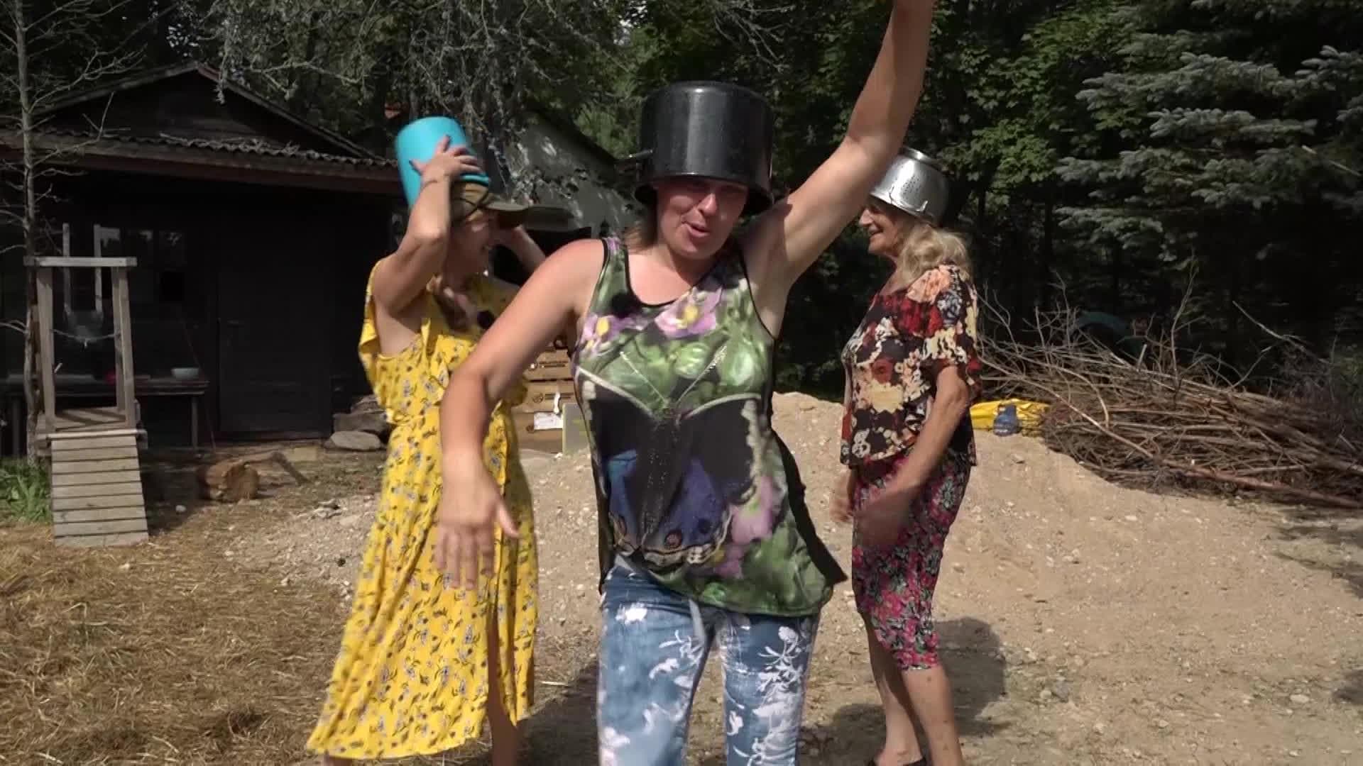 Slavenības. Bez filtra