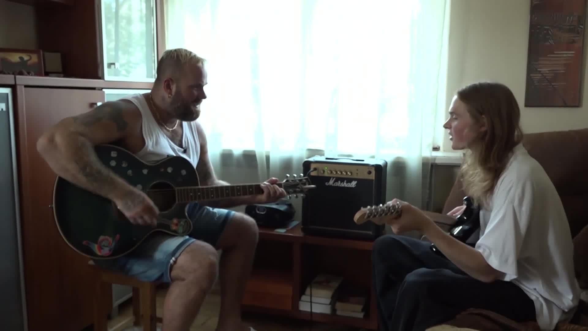 Slavenības. Bez filtra